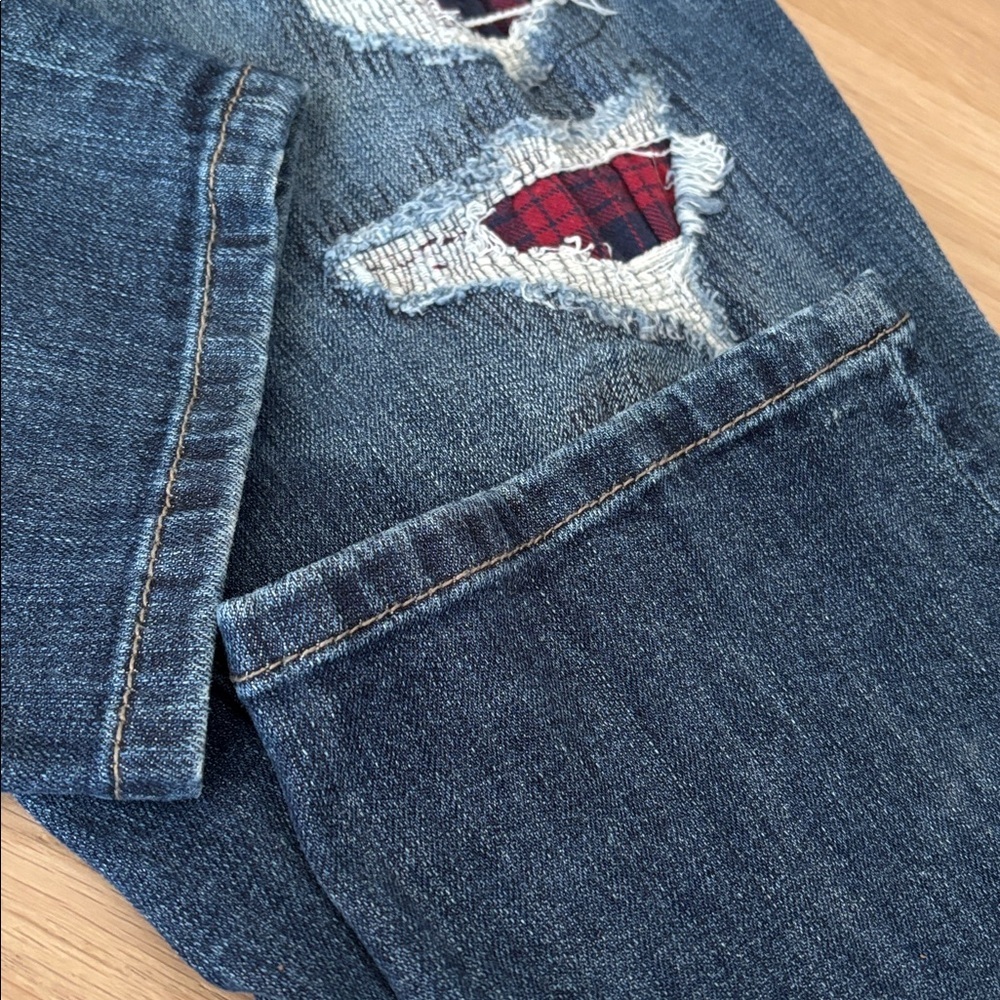 TORRID (20R) Premium Boyfriend Jeans Dark Wash Plaid Destruction Mid-Rise - Picture 8 of 13